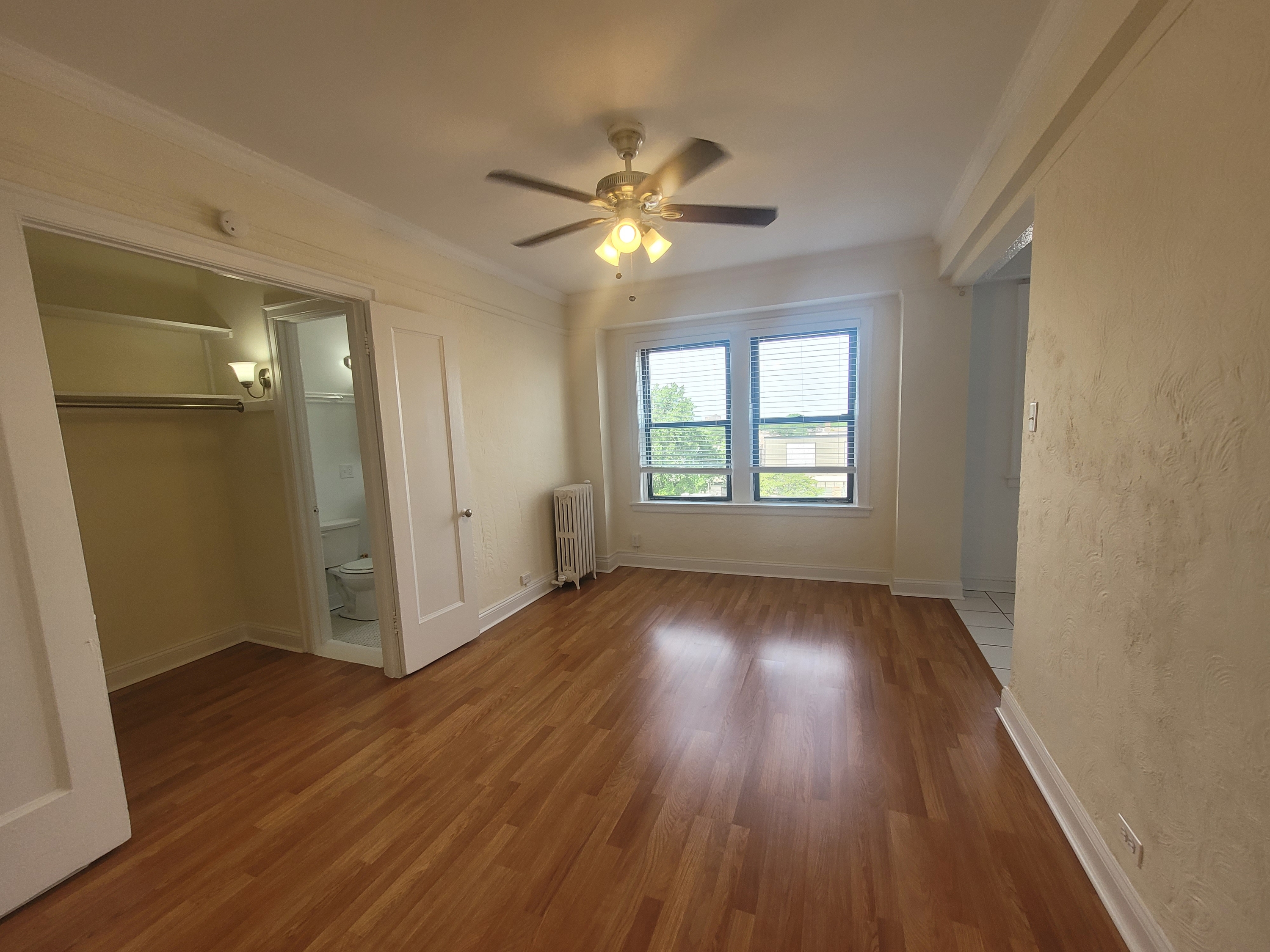 6165 N. Winthrop