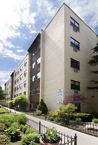 606 W. Cornelia #271