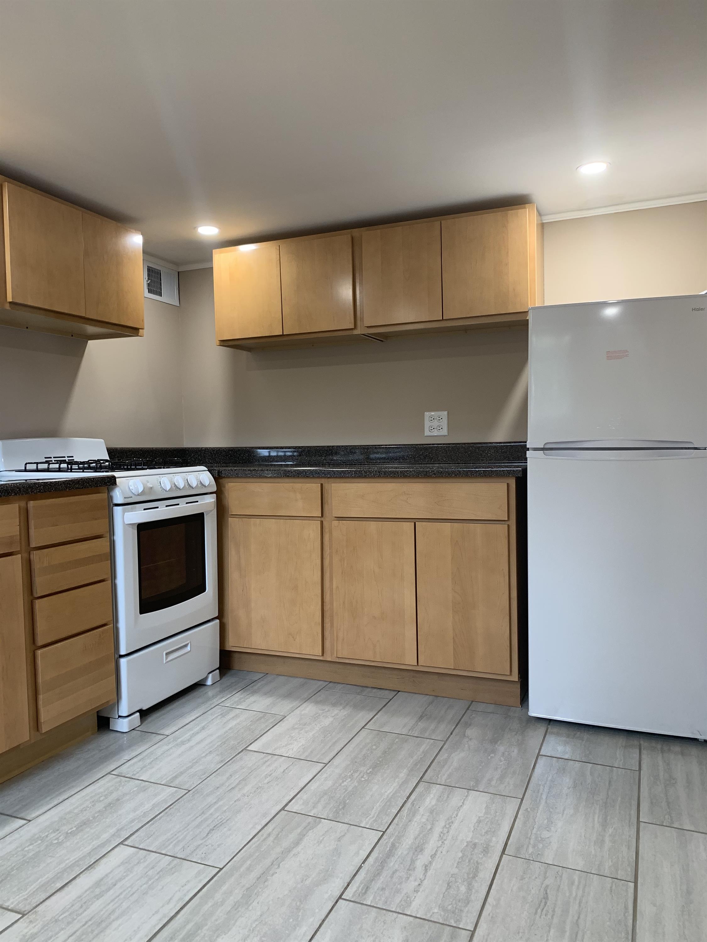 3135 N. Tripp #G