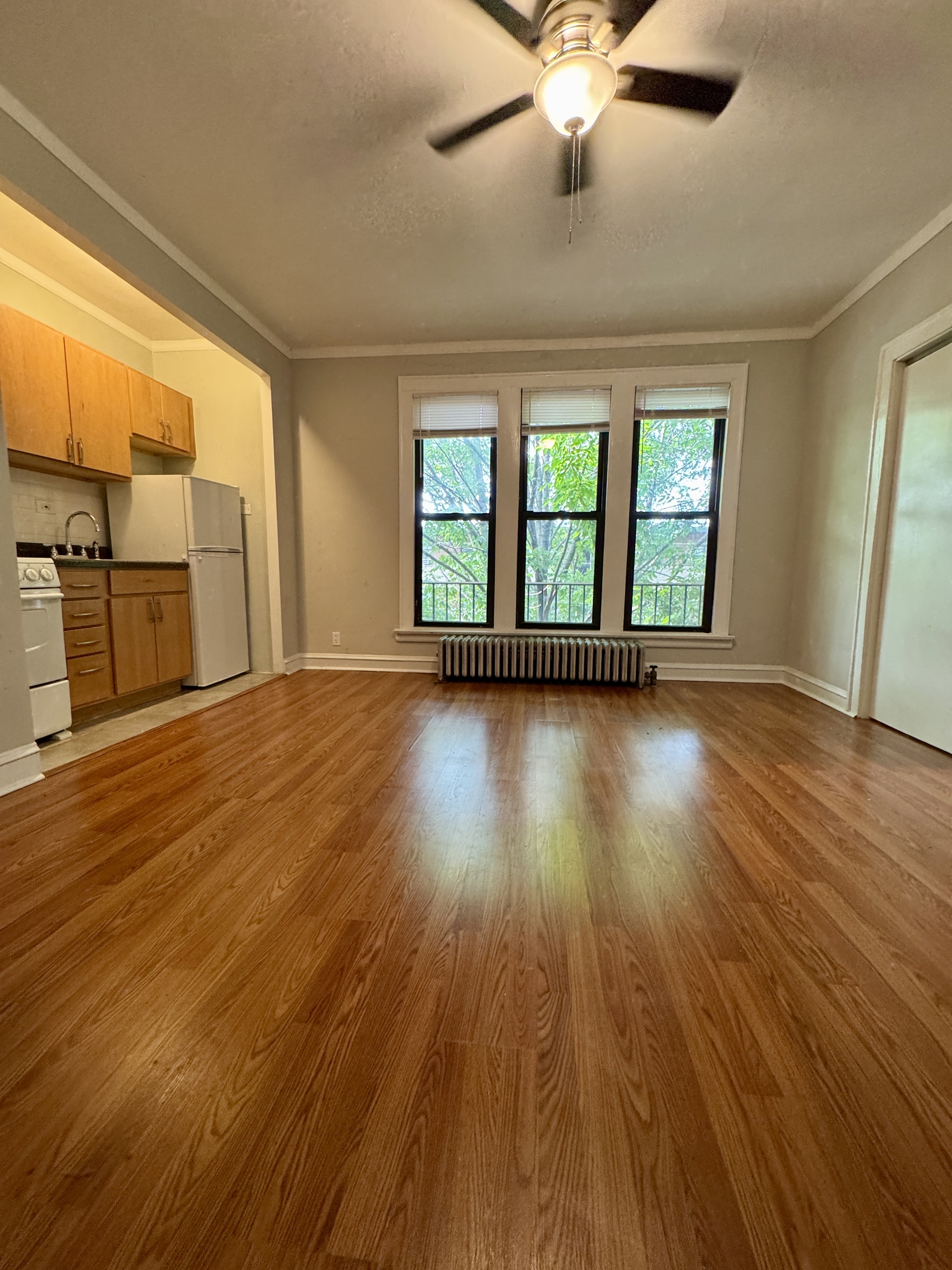 3355 W. Eastwood/4619 N.Kimball
