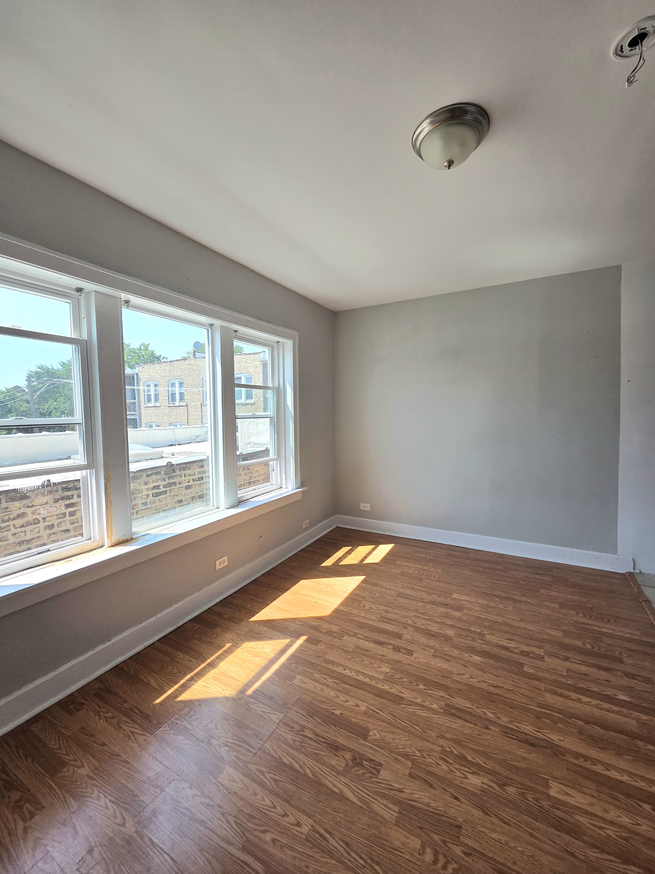 3244-46 N. Pulaski