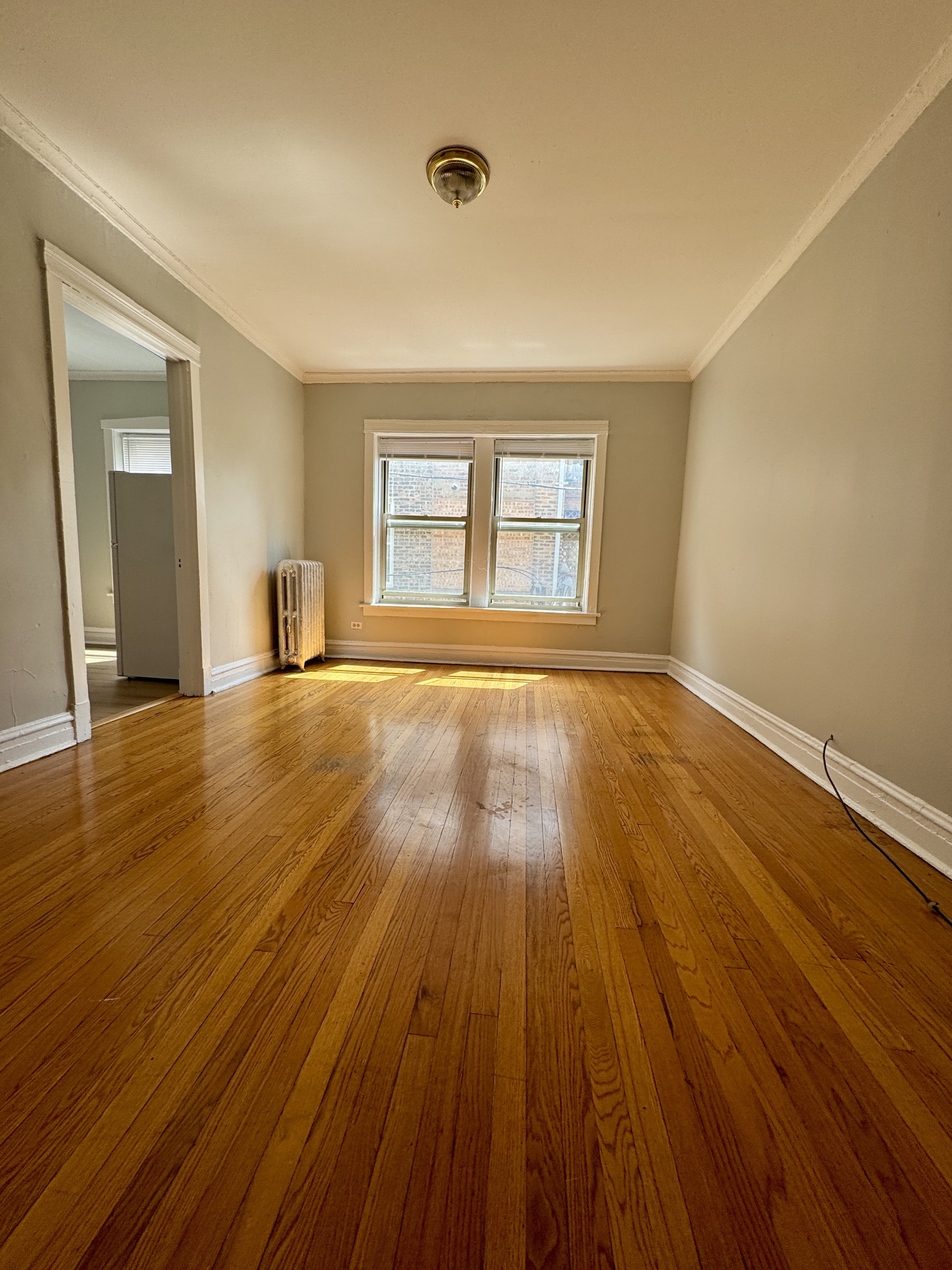 3349 W. Ainslie #2E