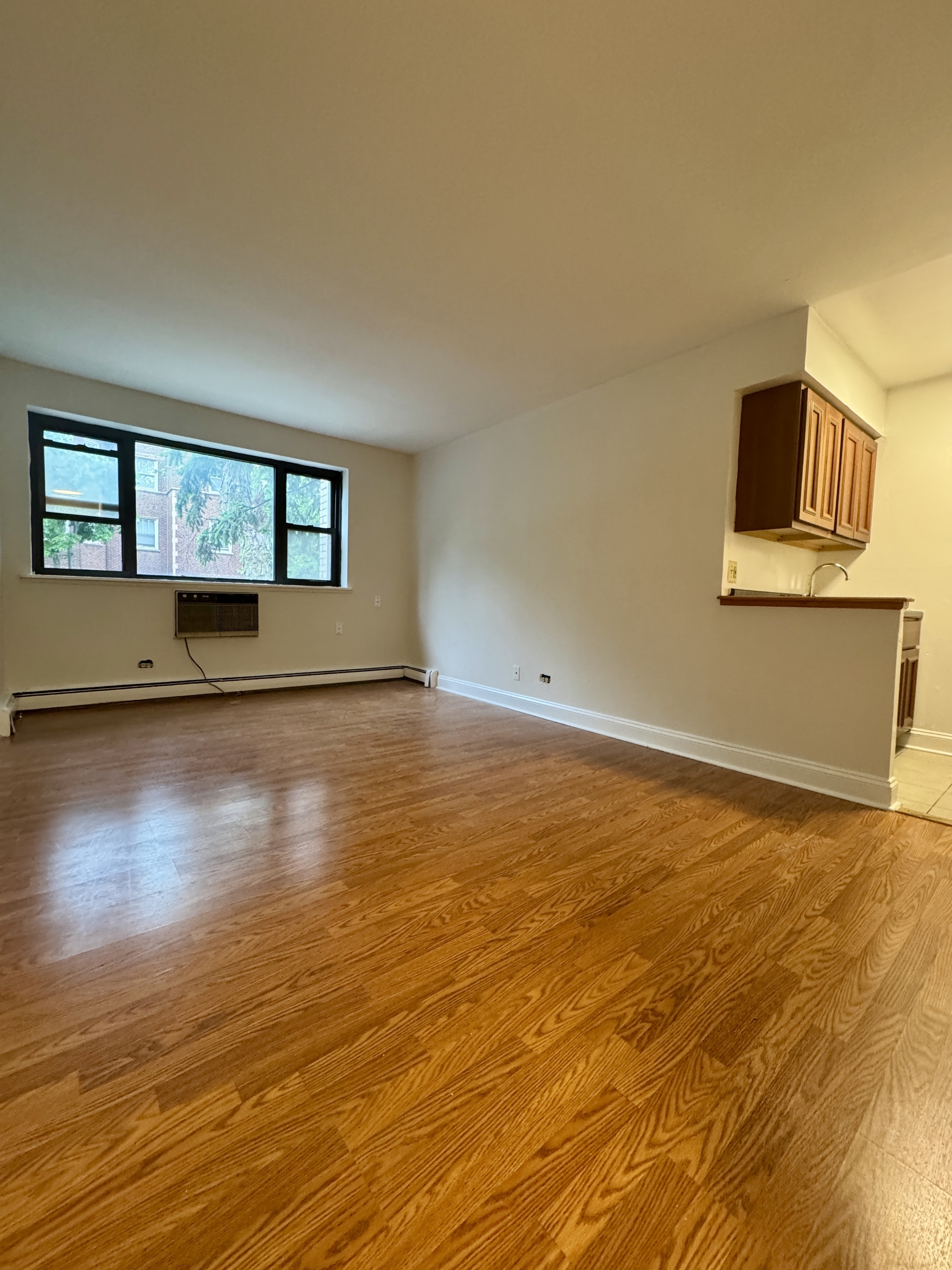 606 W. Cornelia #291