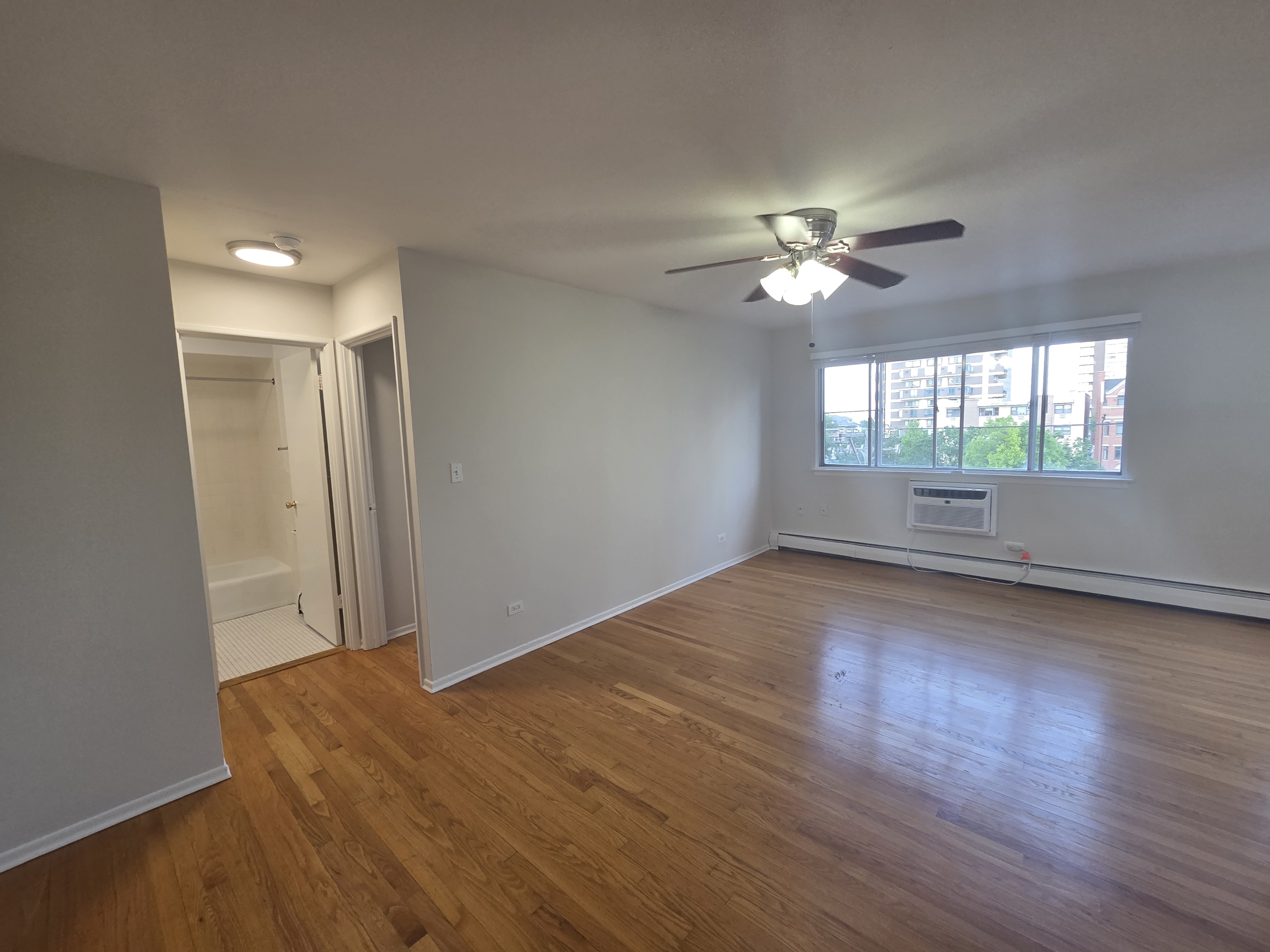 6161 N. Winthrop