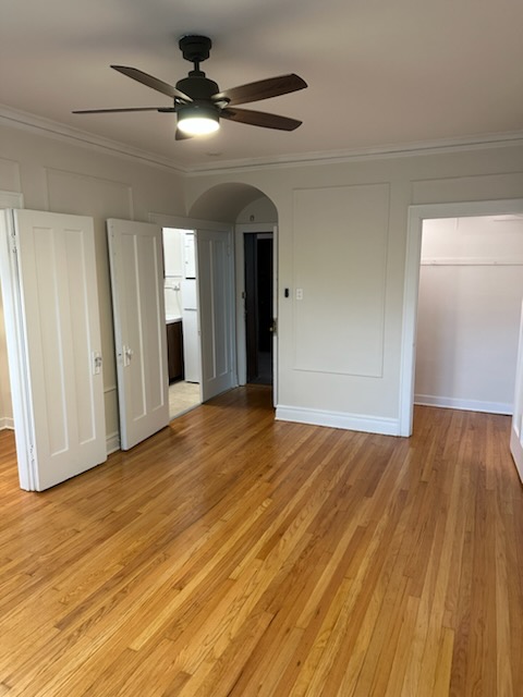 5728 S. Blackstone #304